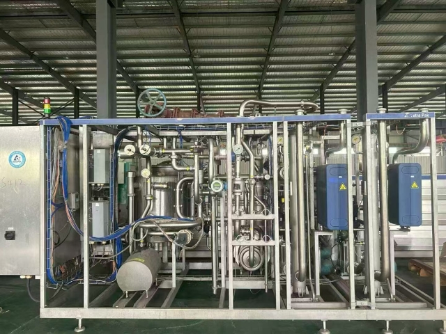 利樂(lè)20T超高溫瞬時(shí)滅菌機(jī)